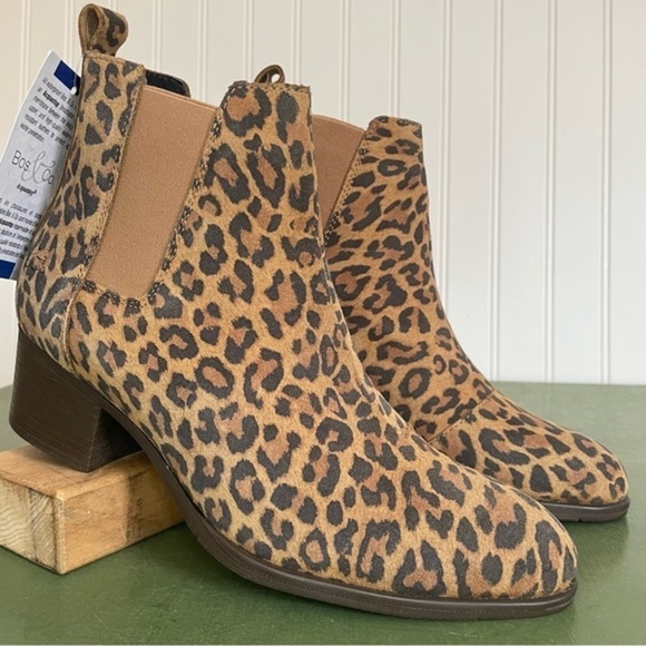 NWT Bos & Co. RECAP Waterproof Faux Leopard Leather Chelsea Boots *Portugal* - Picture 10 of 15